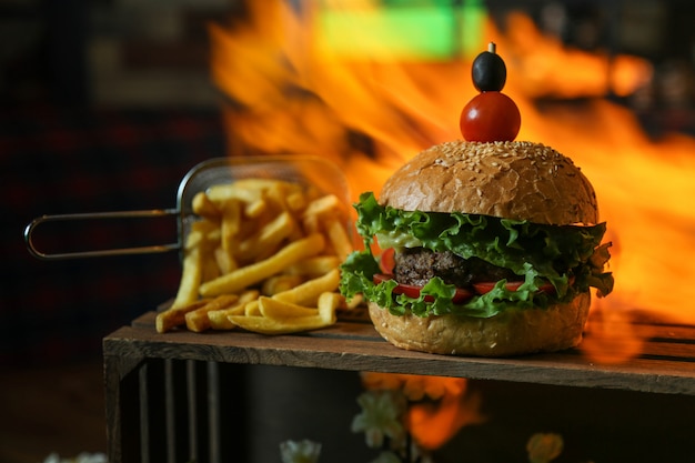 Spicy Burger_thumbnail_1