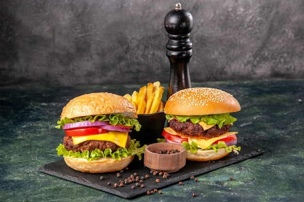 Mega Burger_thumbnail_1