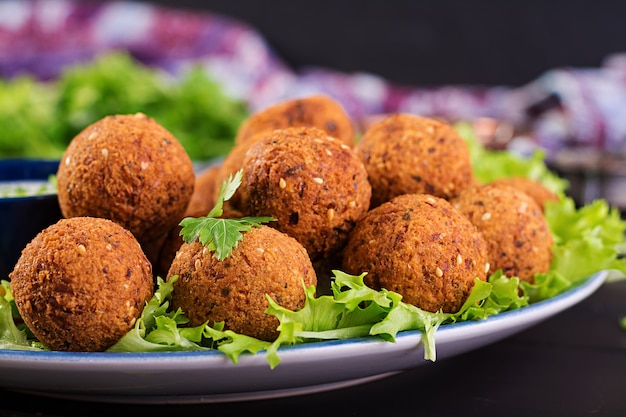 Falafel Plate_thumbnail_1